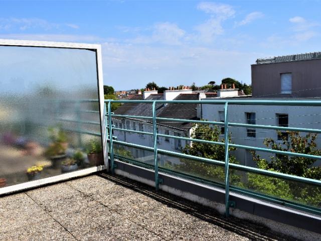 STUDIO NANTES CENTRE  RD PT DE PARIS 24M²